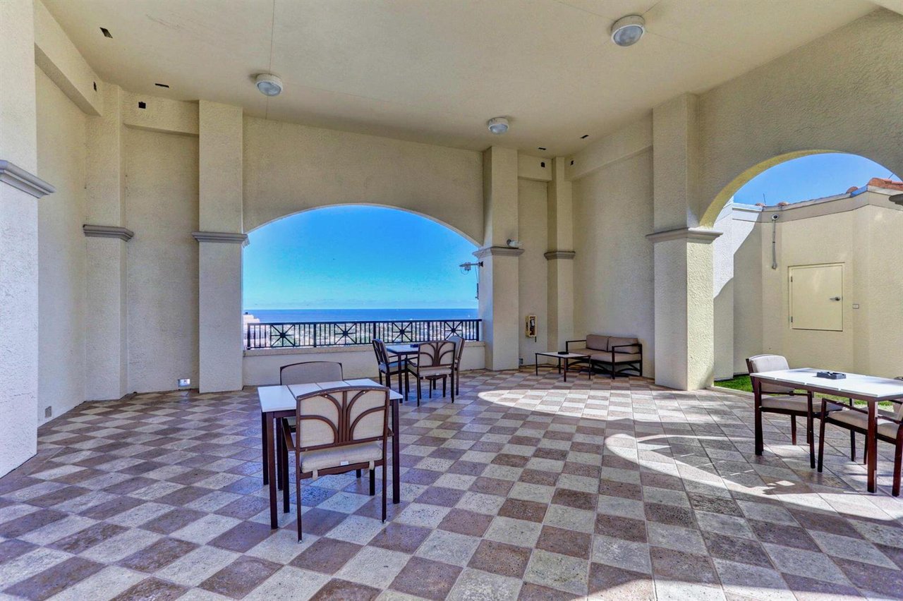 Two City Plaza Condo Unit 511