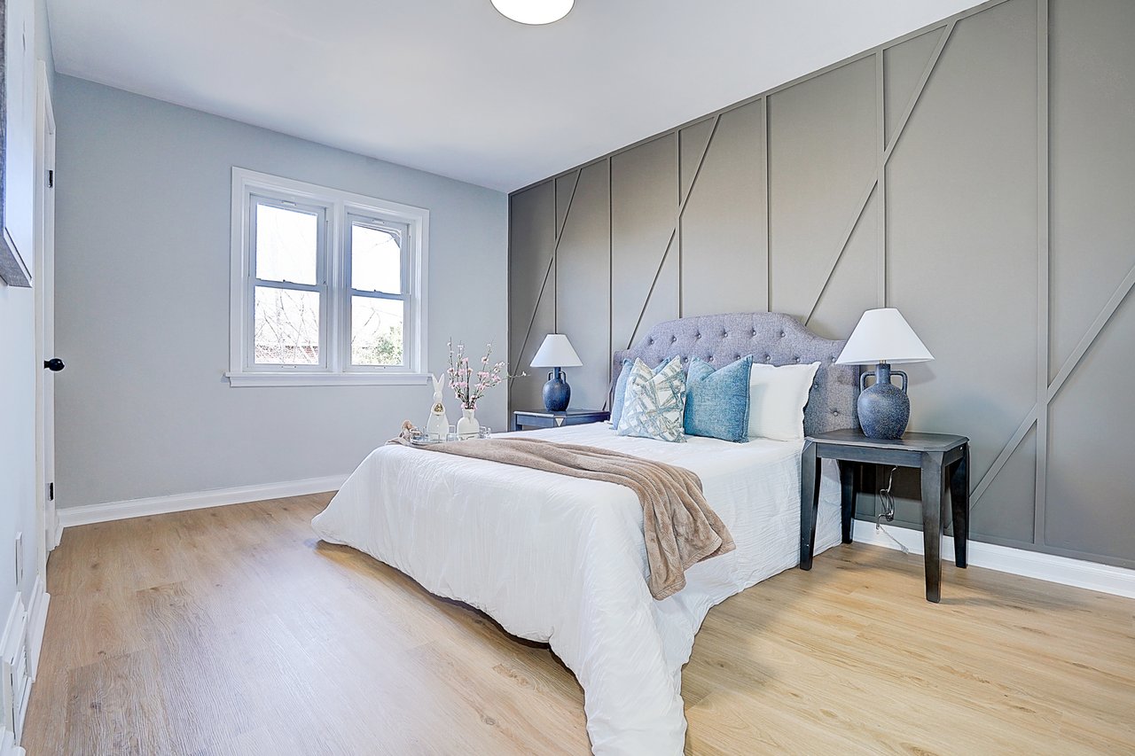 8 Bellvare Crescent, Toronto