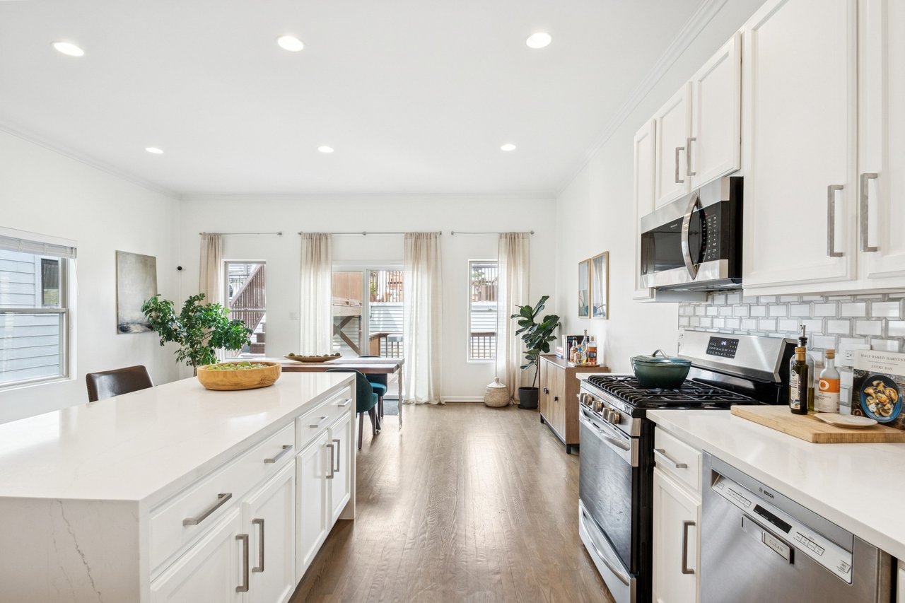 Coming Soon - 1714 W Erie Street, West Town