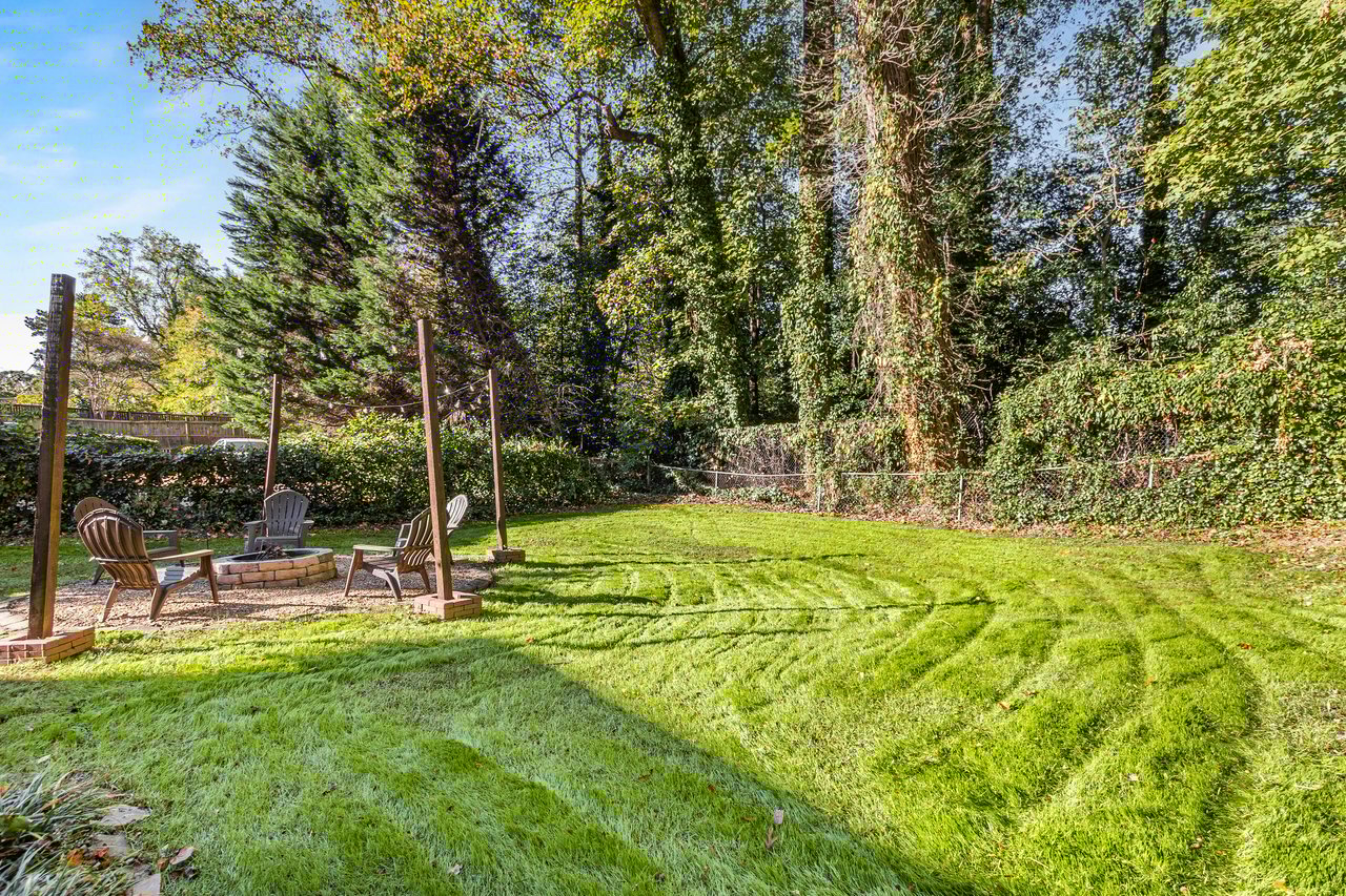 1840 Timothy Drive NE