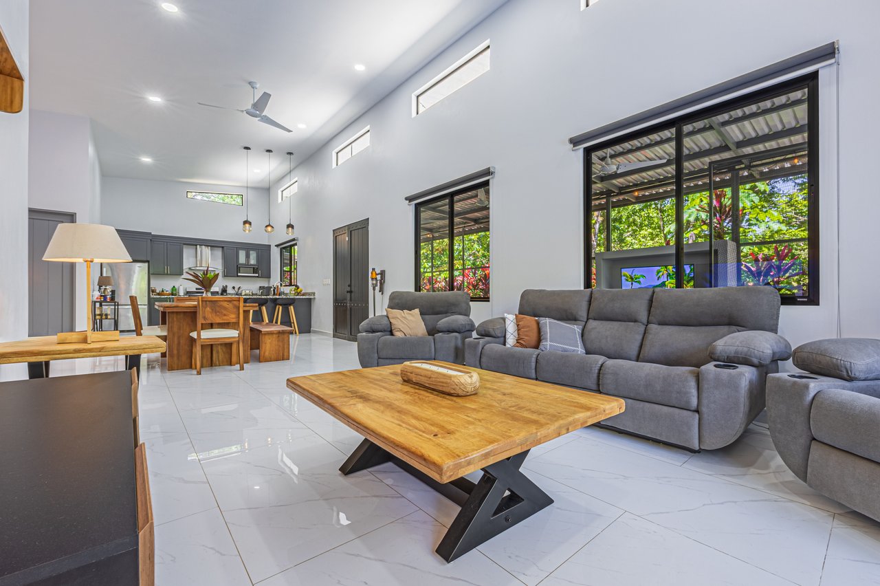 Cinco Ventanas Jungle Life Redefined