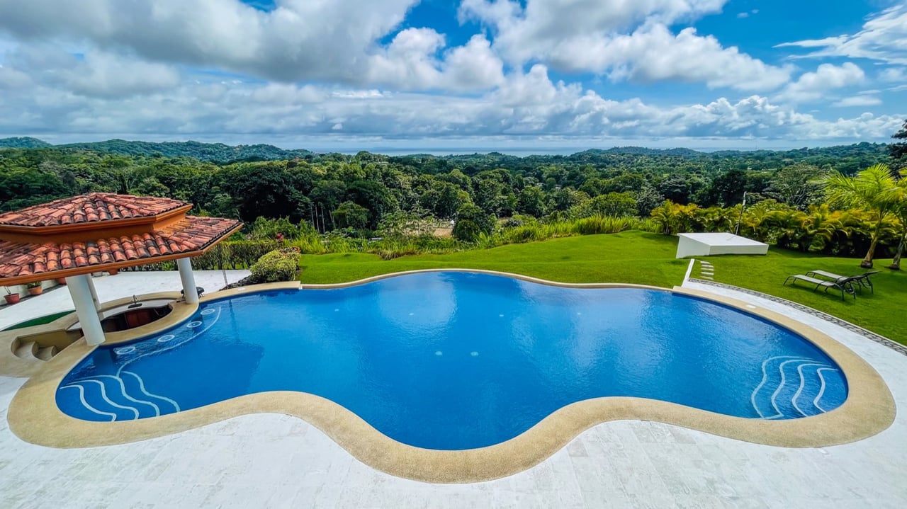 Ocean-View Luxury Home in Ojochal with Sunset Views and Retreat Potential