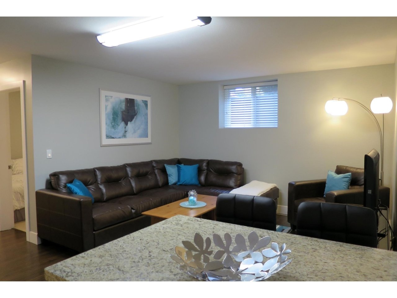 6696 193A St