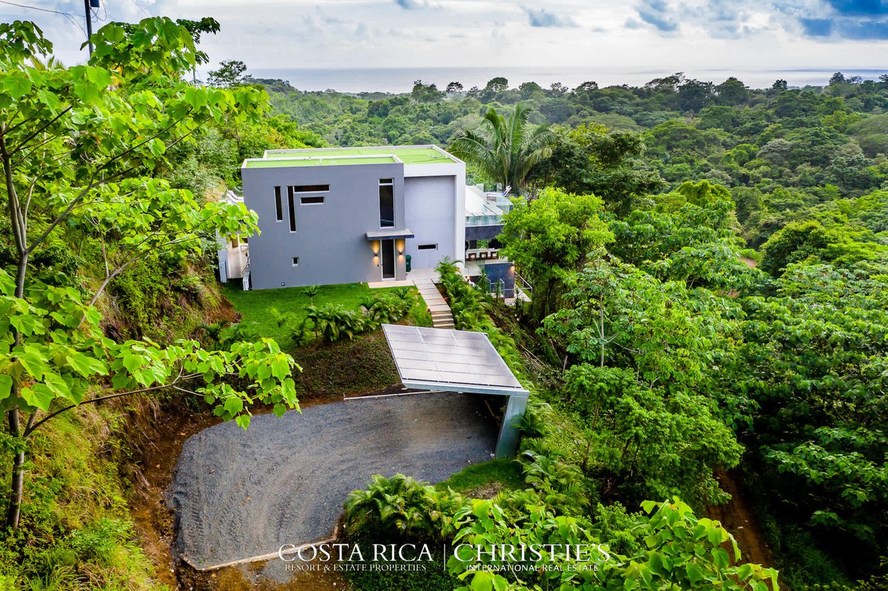 Aquamarina Ocean View Villa