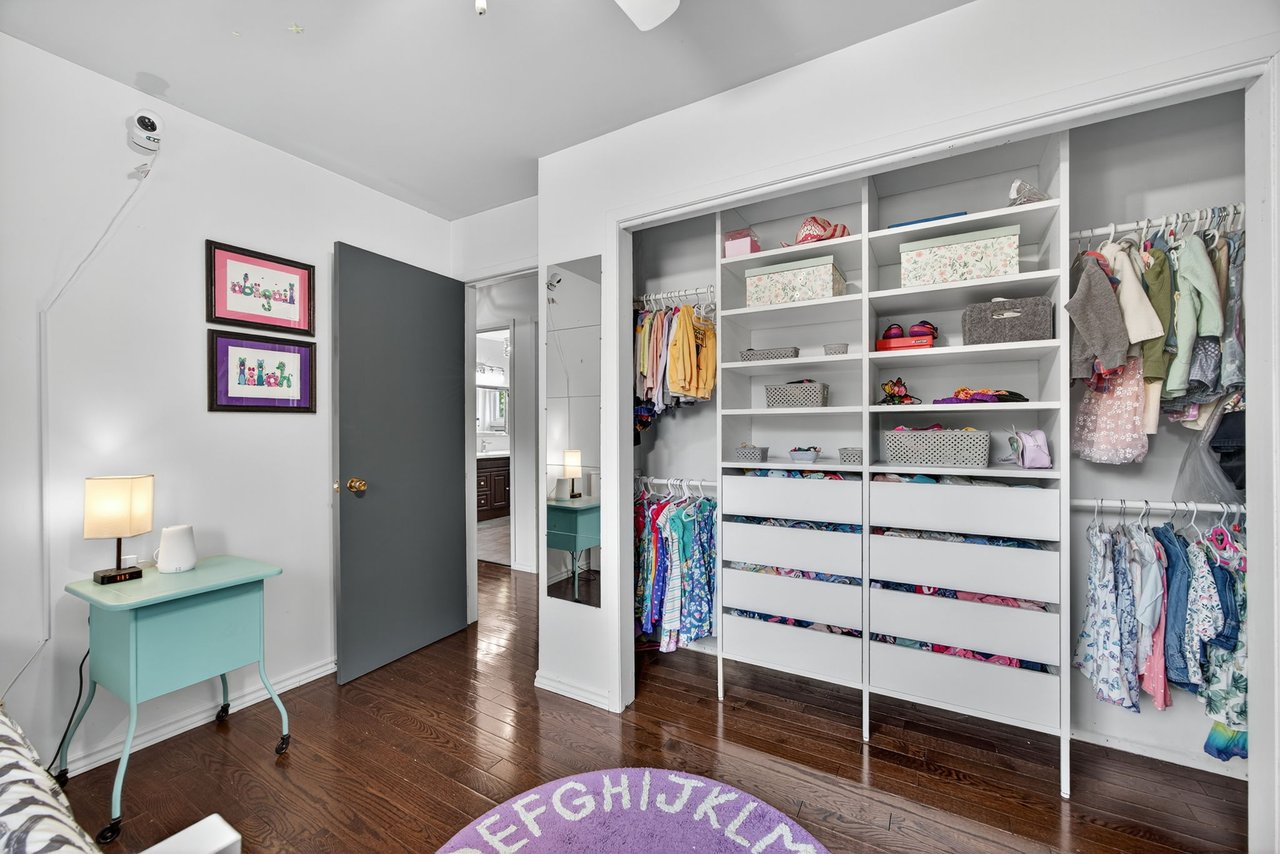 242 East Street, East Gwillimbury