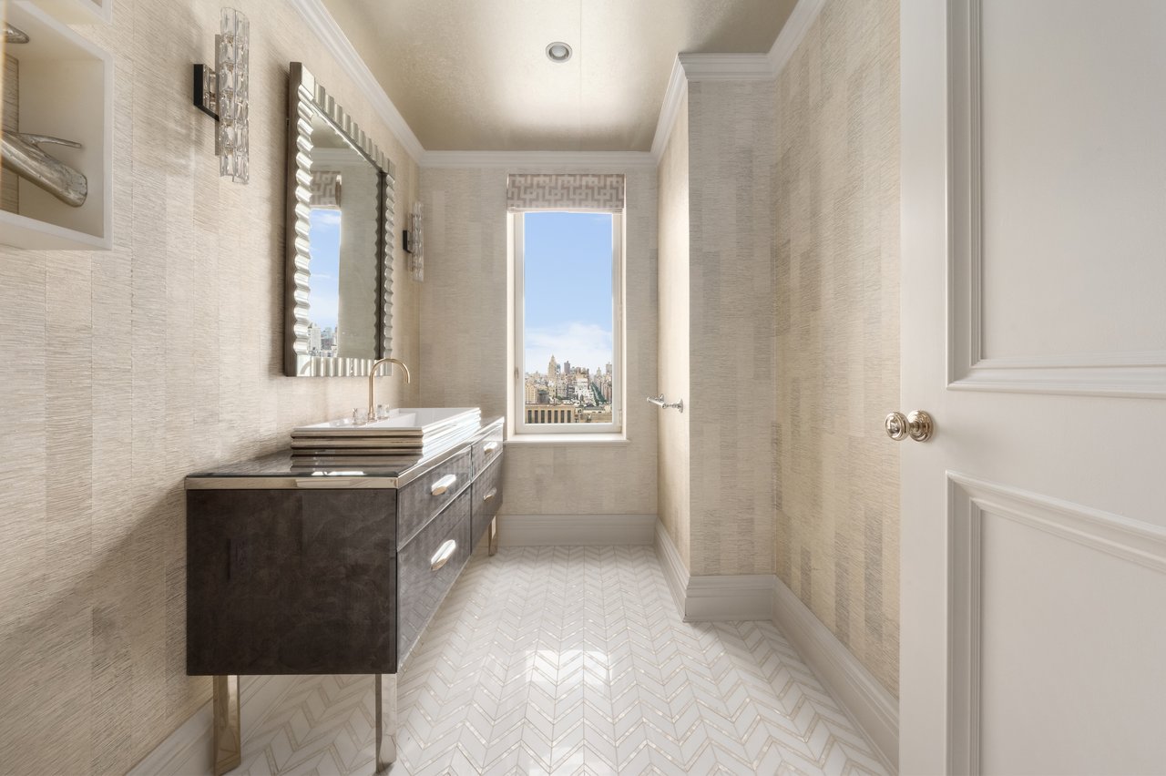 502 Park Avenue, PH27