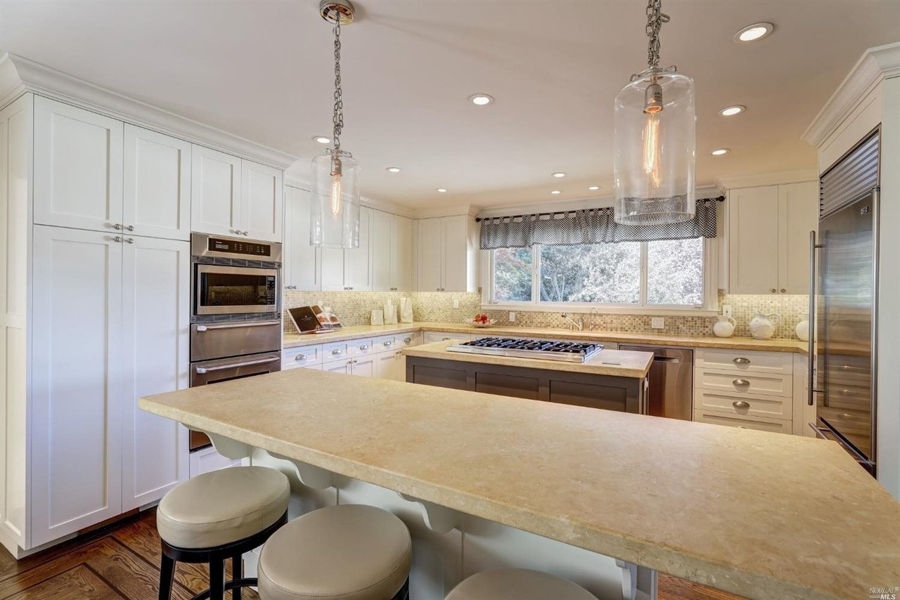 151 Fernwood Dr