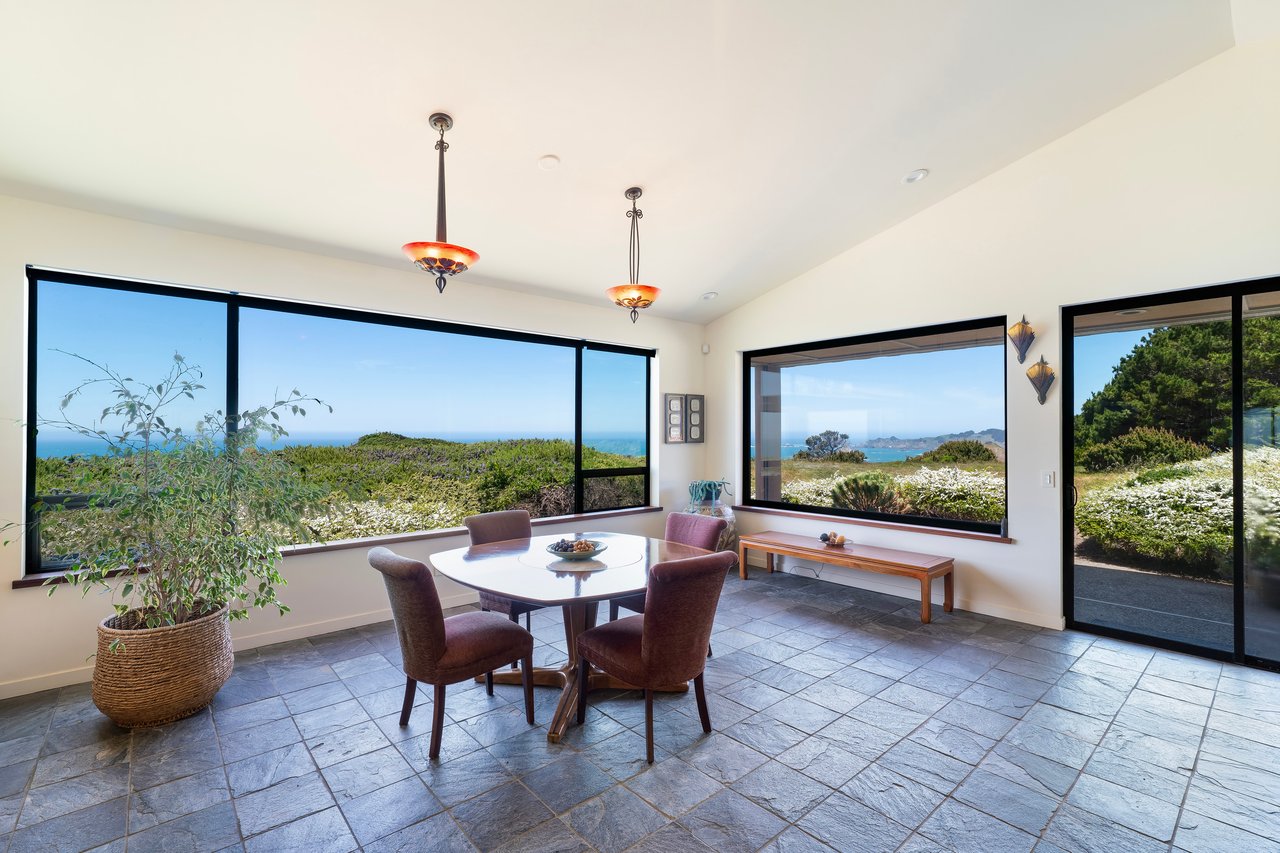 Sea Arches - 7000 S Hwy 1