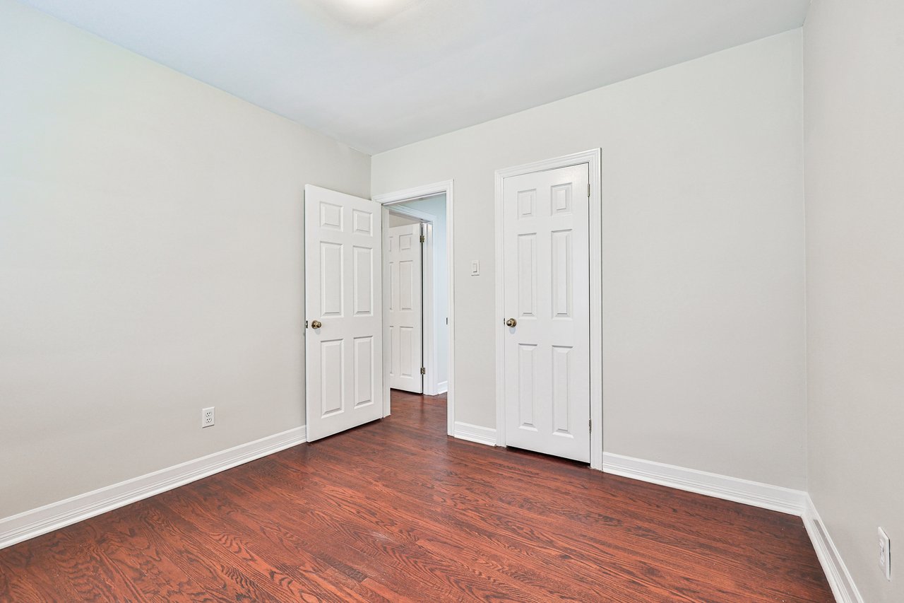 2063 Hixon Street, Oakville