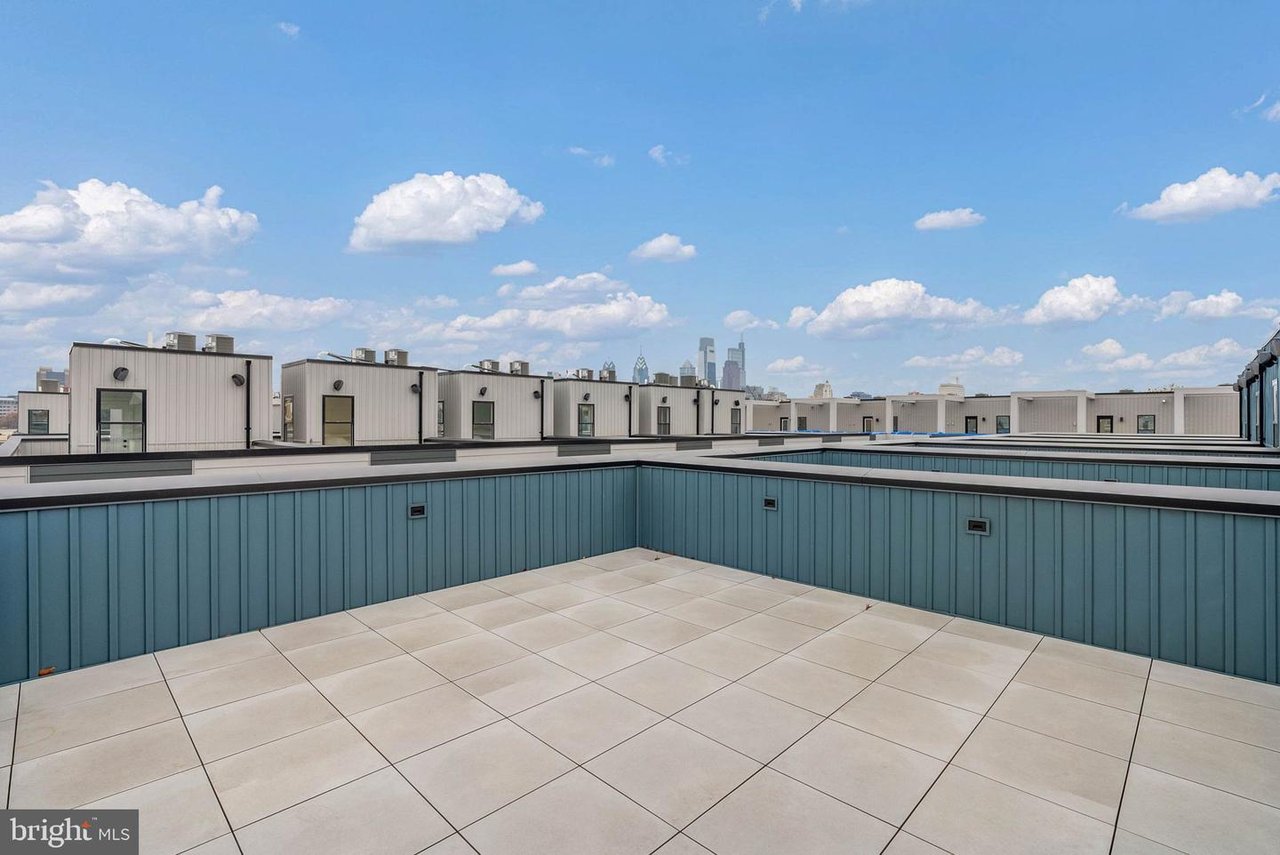 660 Fairmount Ave, Philadelphia, PA 19123