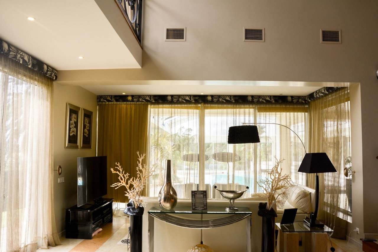 Luxury 4-Bedroom Villa with Indoor Pool – São Miguel, Azores