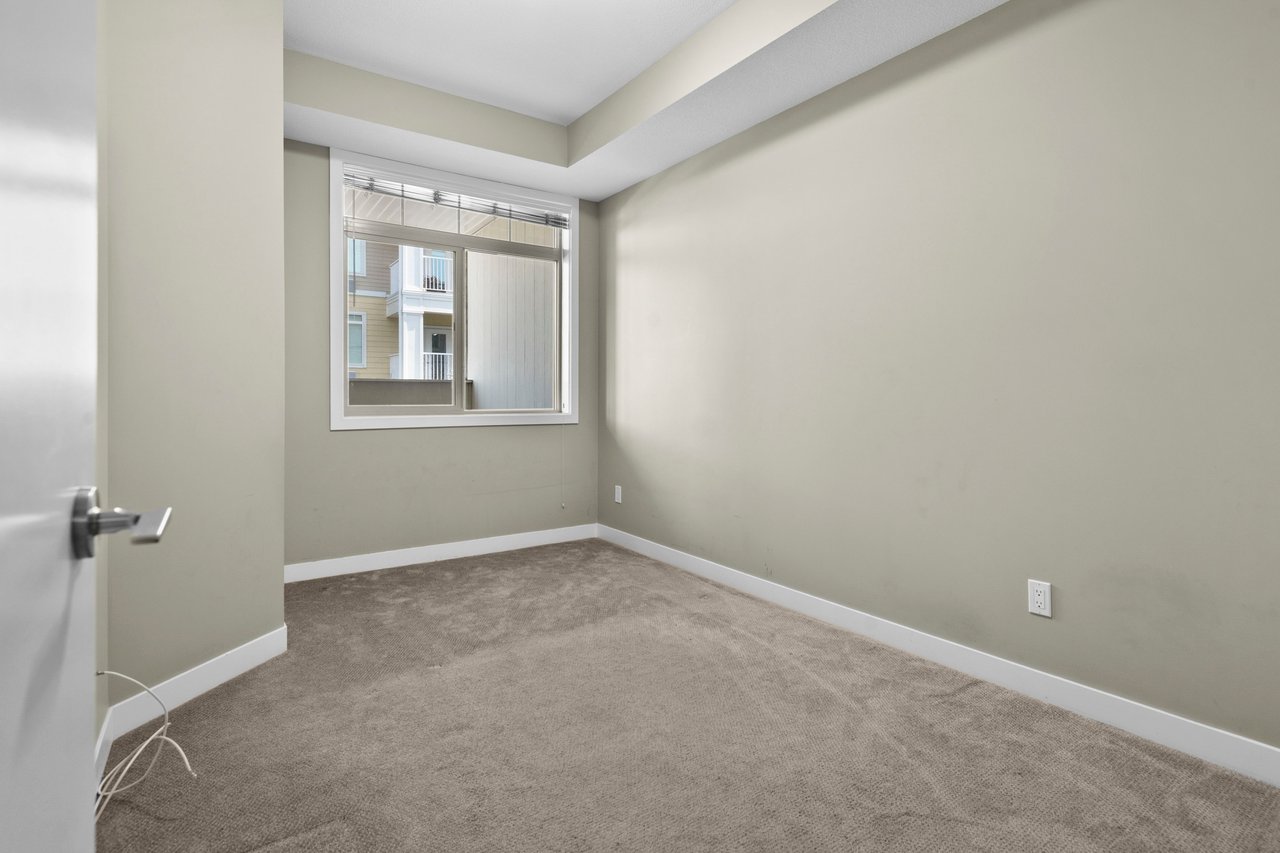 22 Auburn Bay Link SE Unit: 306