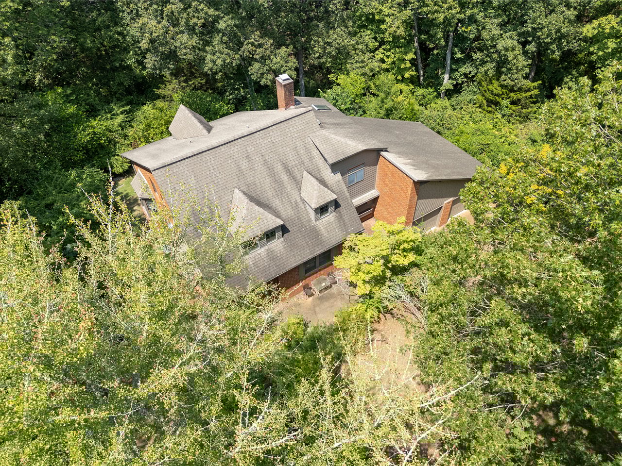One-of-a-Kind Huntsville Retreat