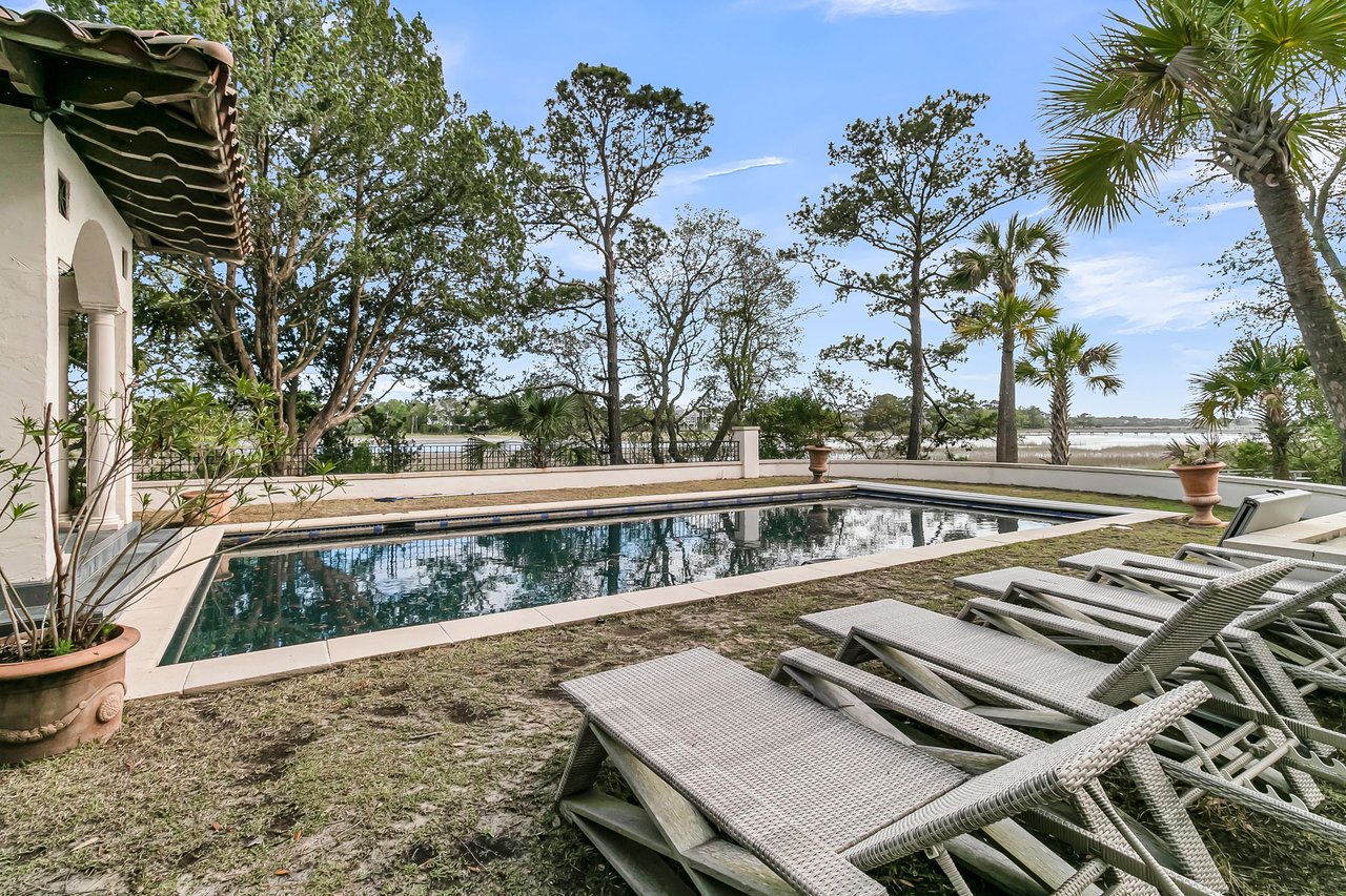 24 Seagrass Ln 