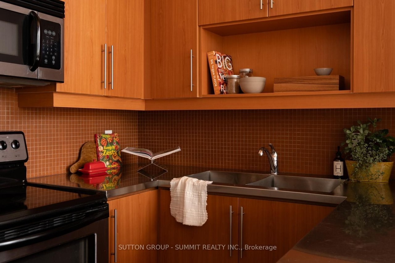 FEATHER FACTORY LOFT PENTHOUSE