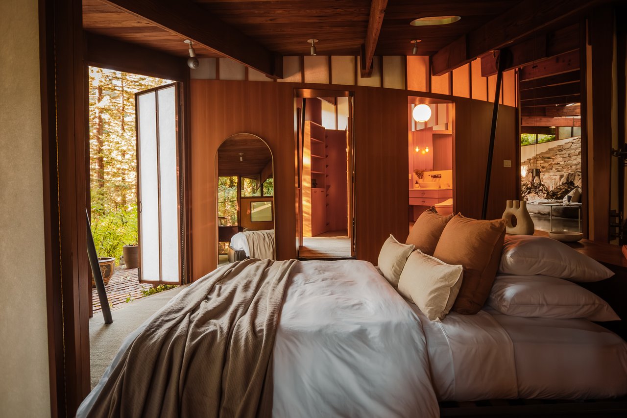 The Radius House