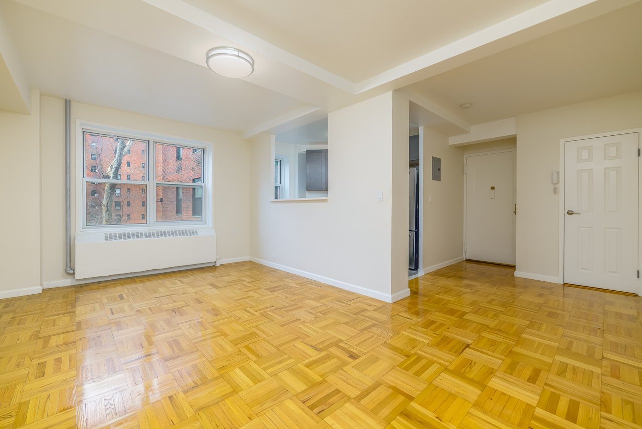 2170 Madison Avenue Unit: 1E