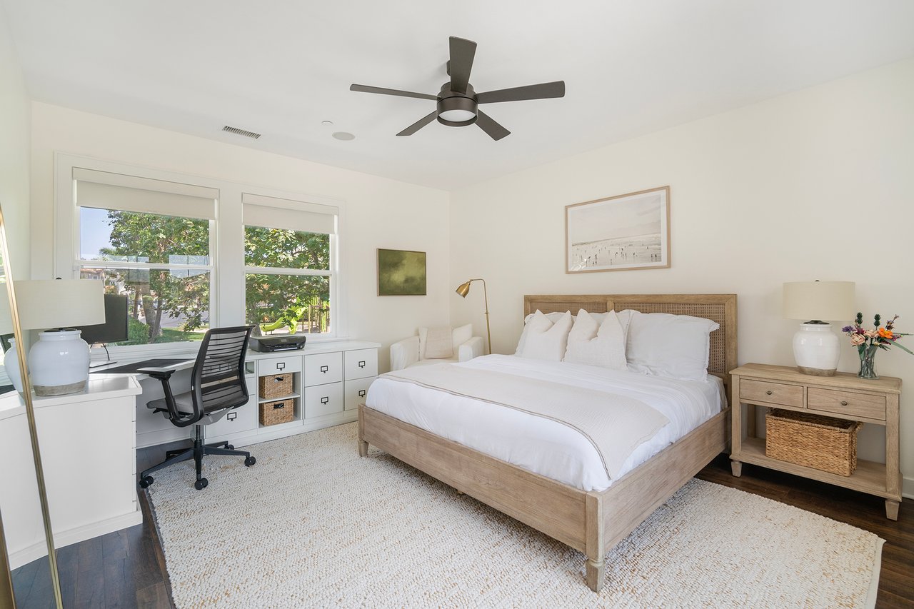 1 Via Leon