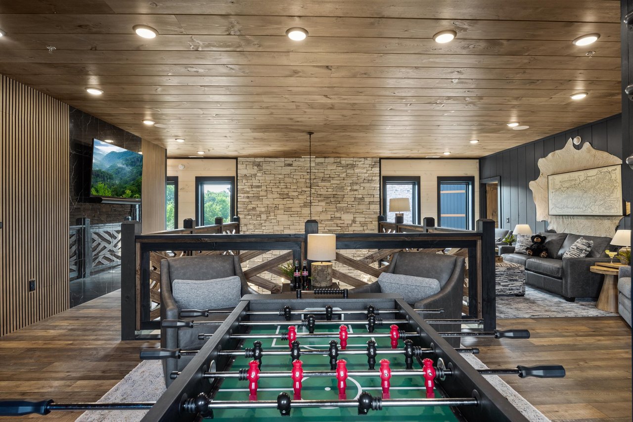 1362 Rambling Creek Way