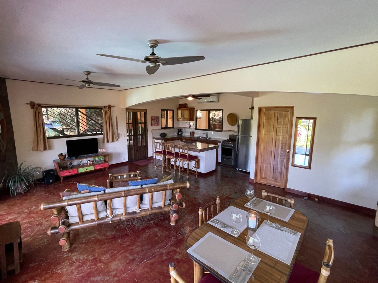 Riverfront Guest House Estate, Uvita, Puntarenas