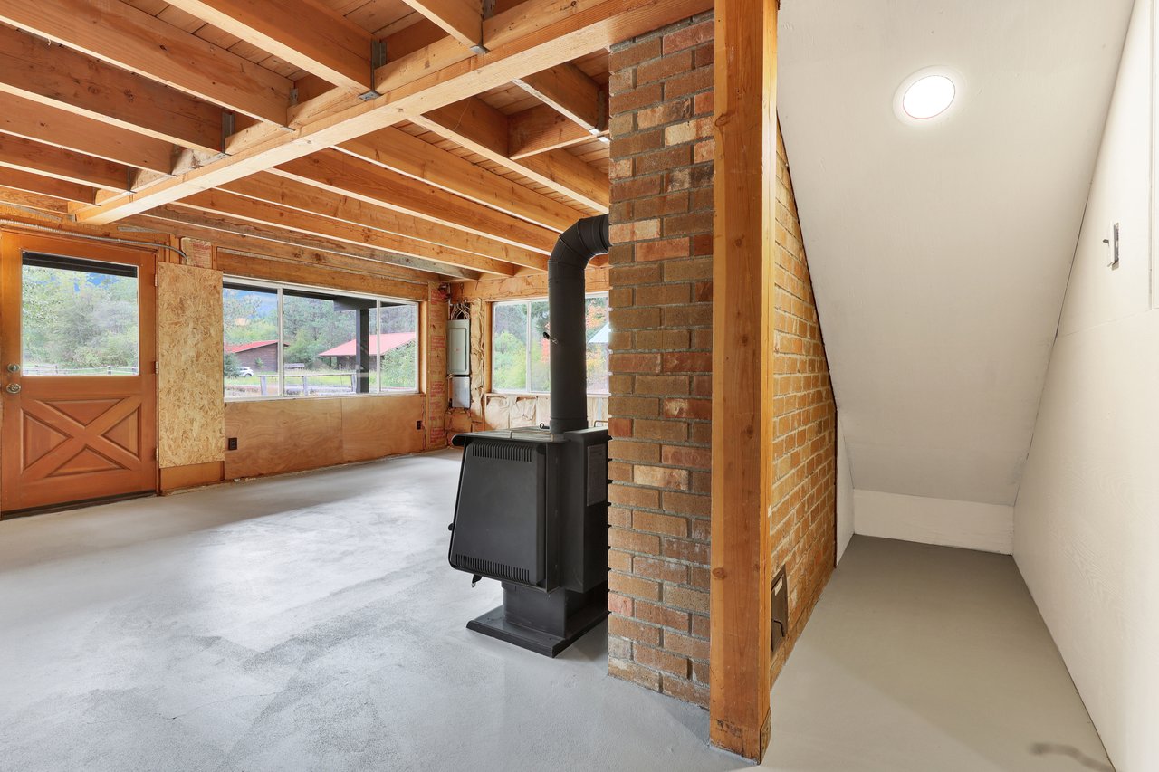 2001 Zrebiec Road, Cle Elum