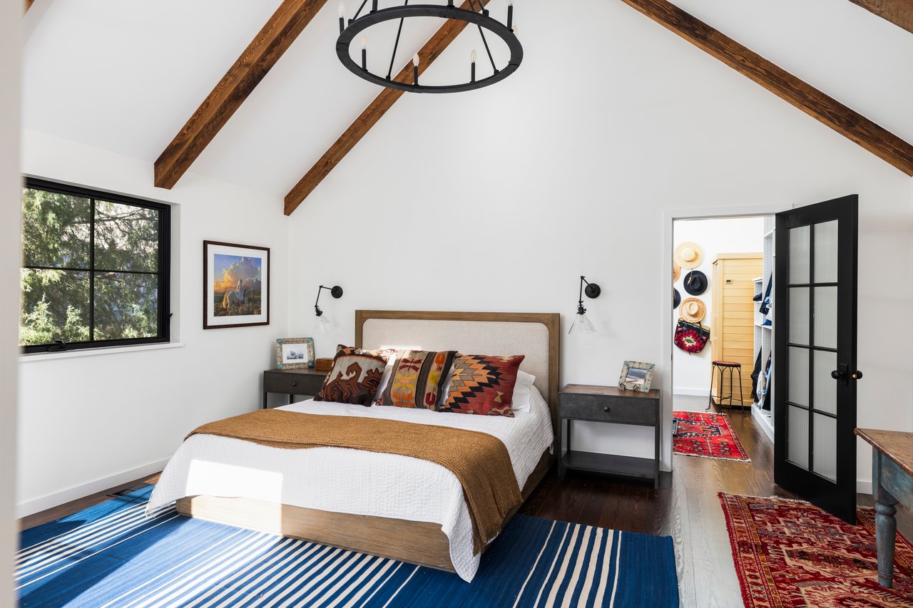 1830 Mapleton Avenue