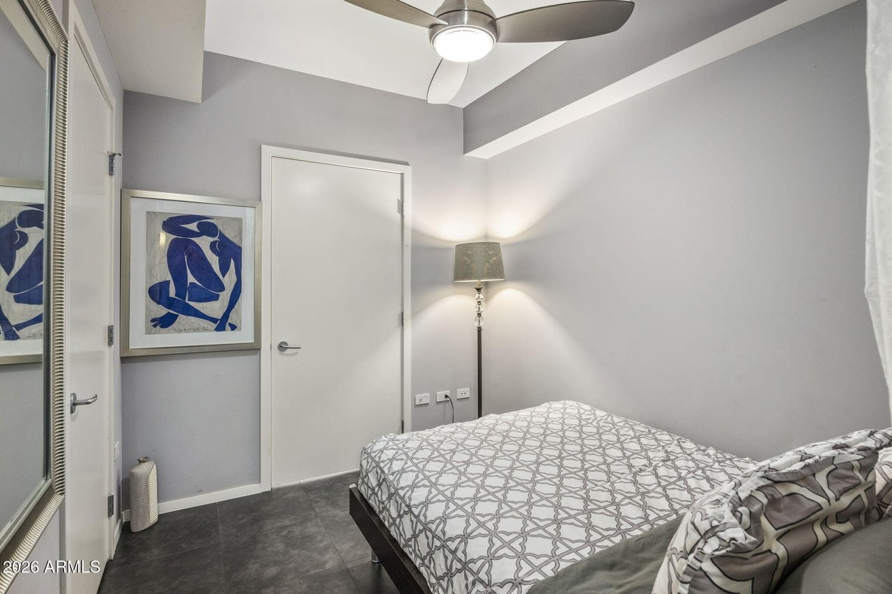 7161 E Rancho Vista Dr, #2008