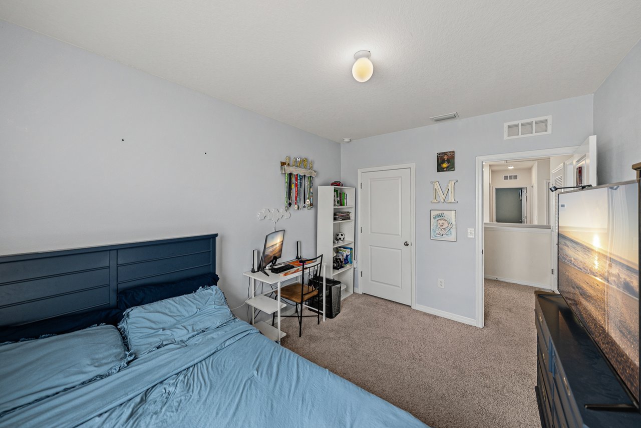 10951 PENNY GALE LOOP