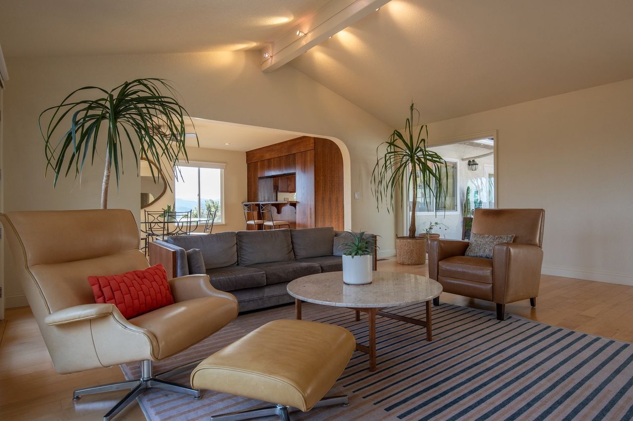 1163 Mountain Pine Rd