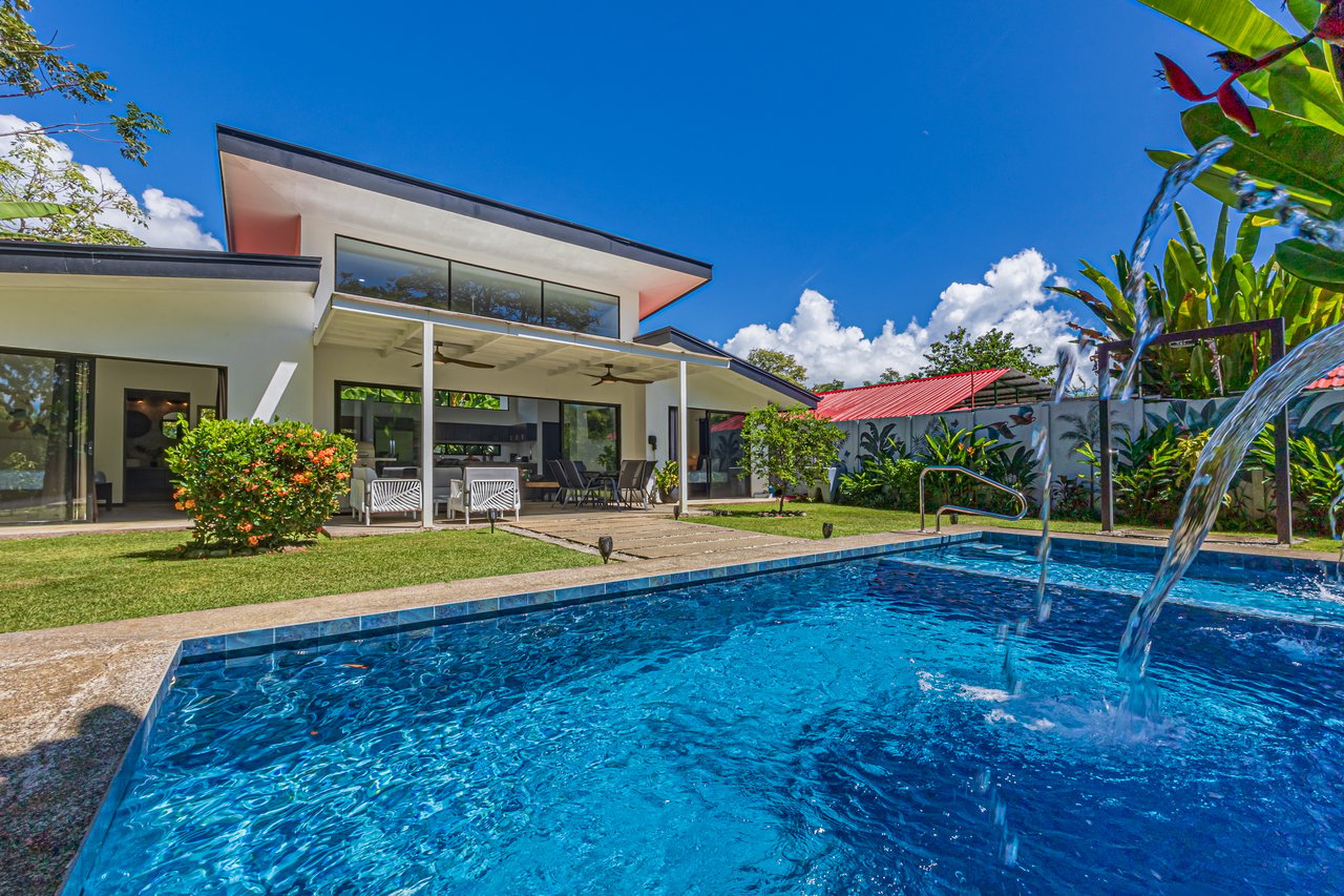 Tropical Modern Residence near Marino Ballena National Park