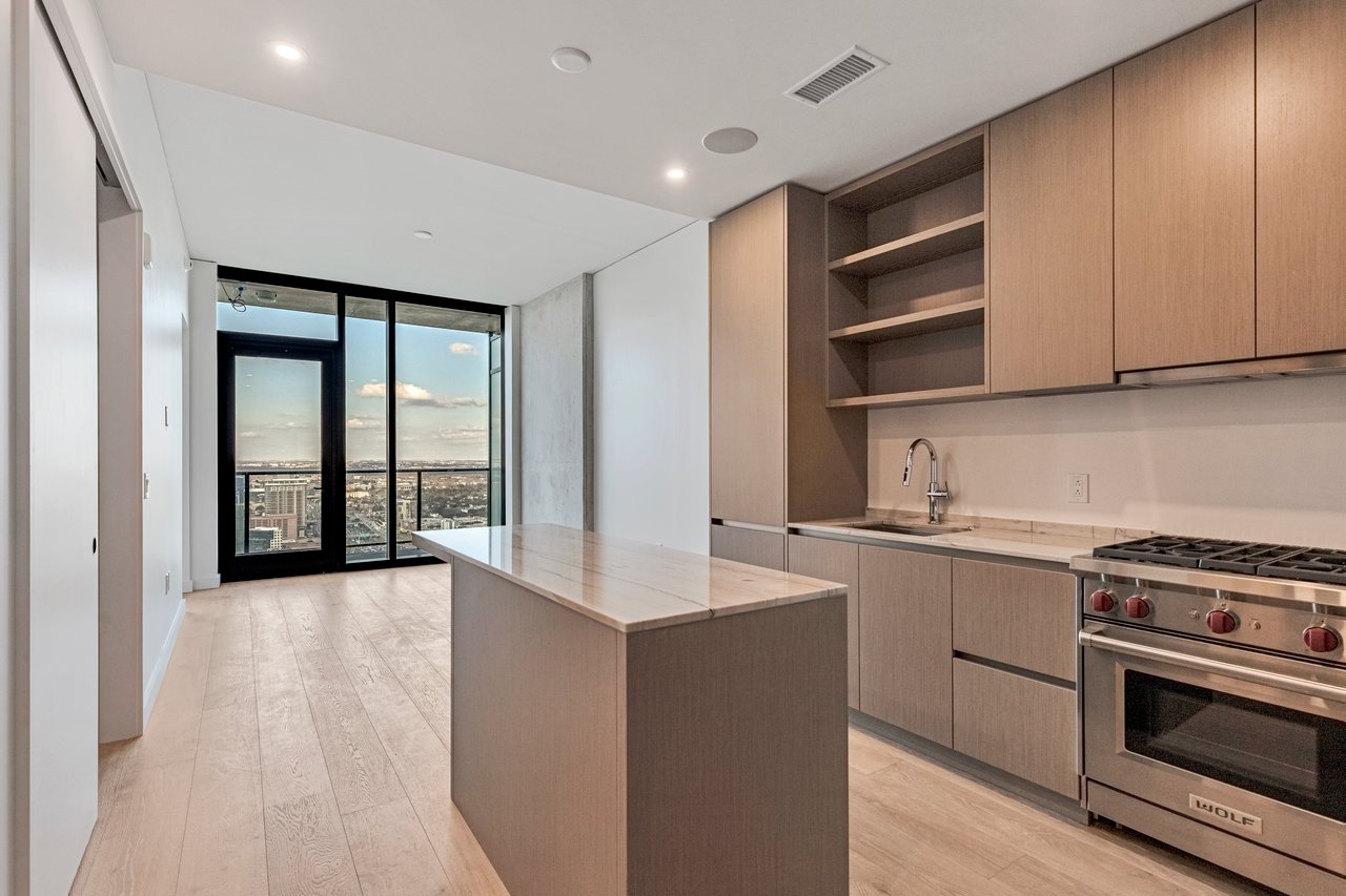 610 Davis St. #4406