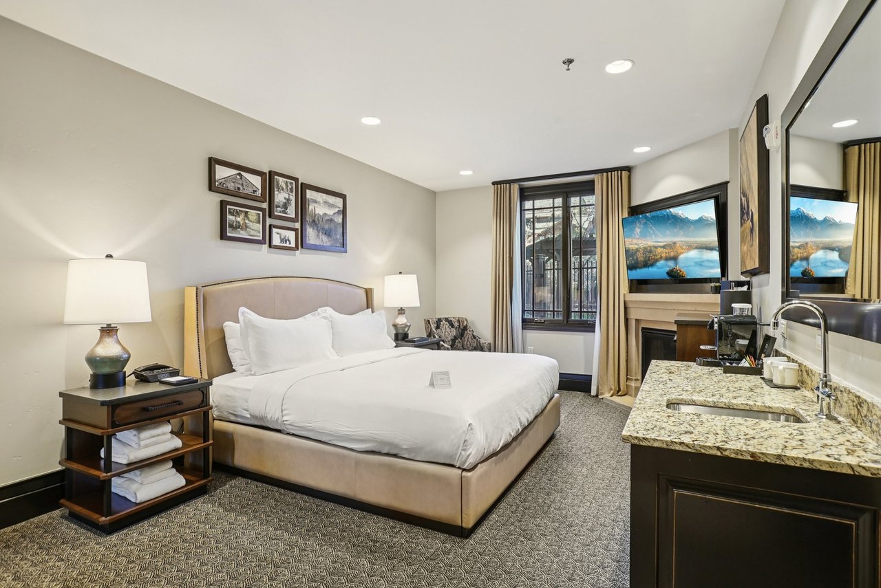 2100 Frostwood Blvd #4131