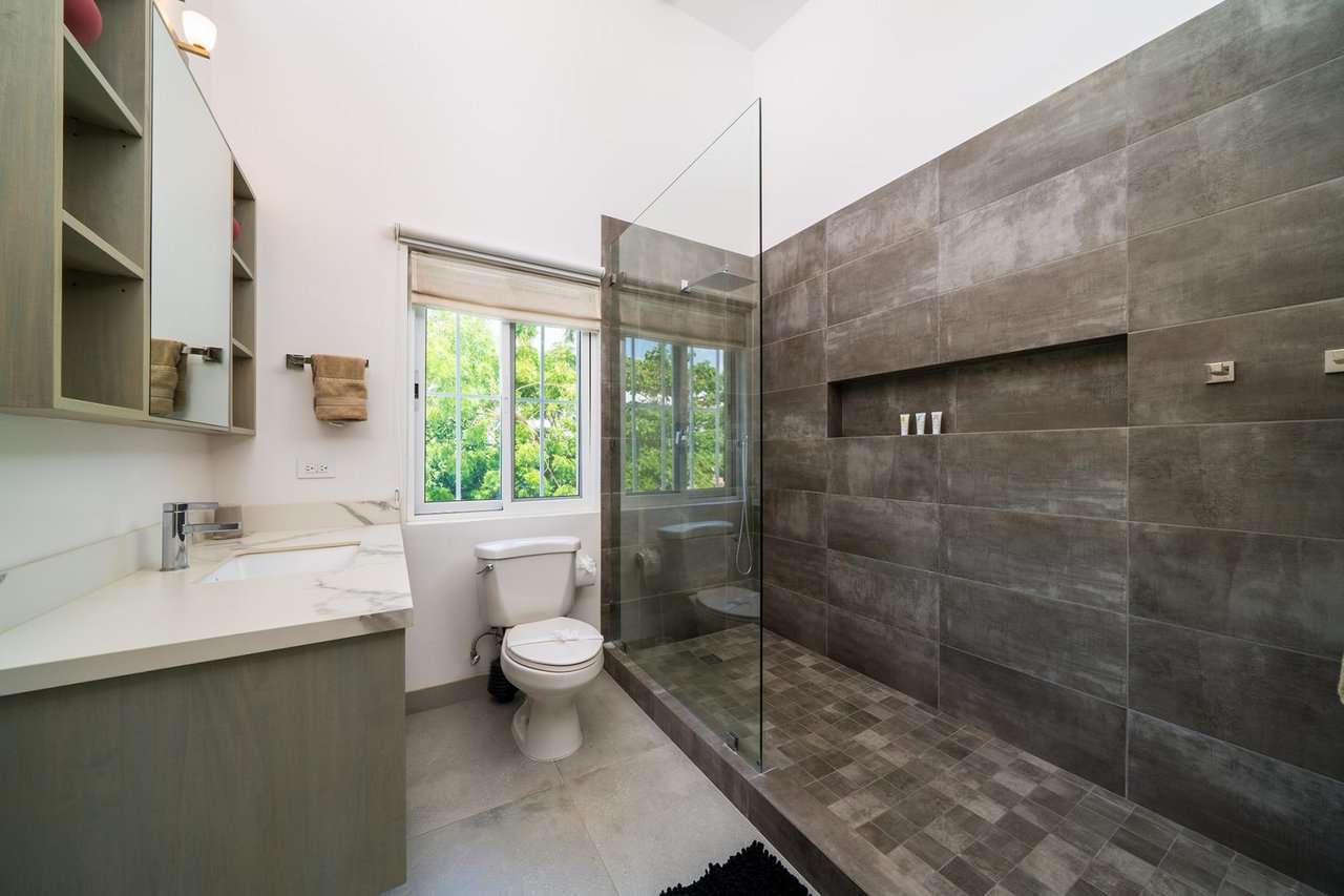 Villa Verde I #14 | Renovated 3-Bedroom Luxury Condo in the Heart of Tamarindo