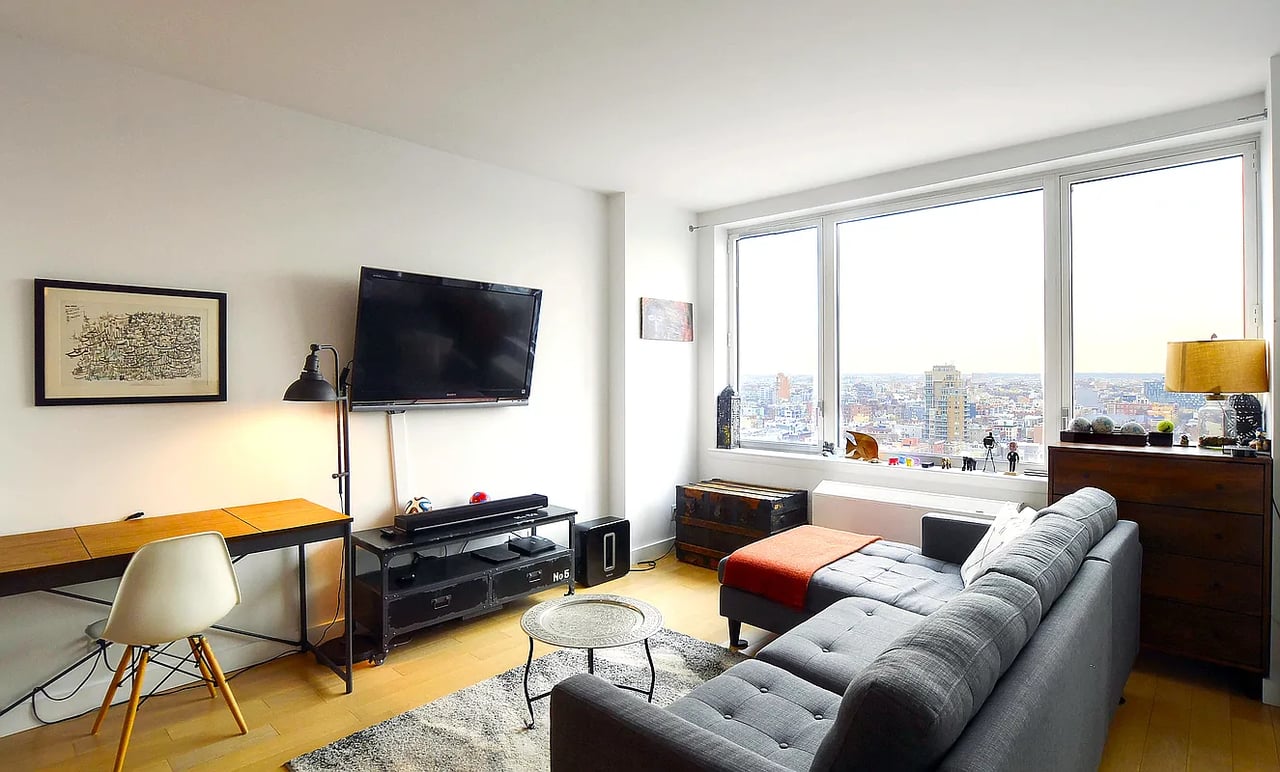 22 North 6th St, #22I