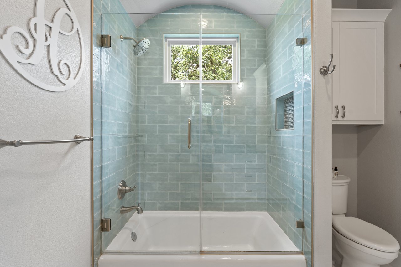 1457 Avenida High View