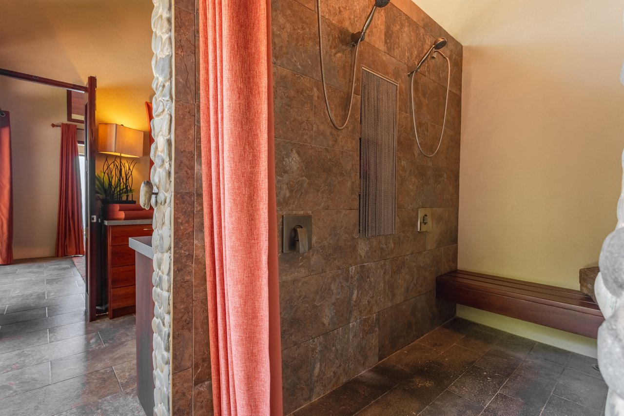 CasaPor Fin,Where the Rainforest Meets the Sea - Oceanview Luxury Estate