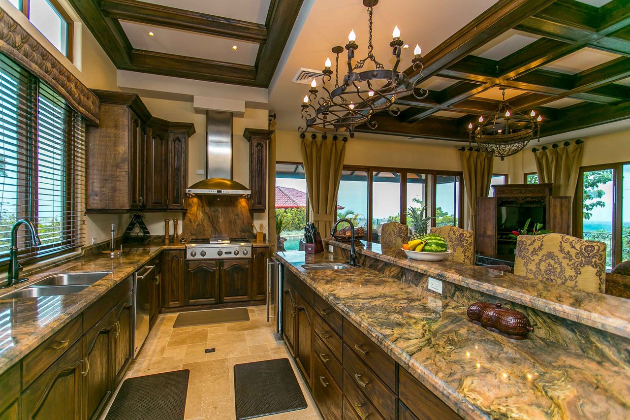 Panoramic Ocean Luxury Estate