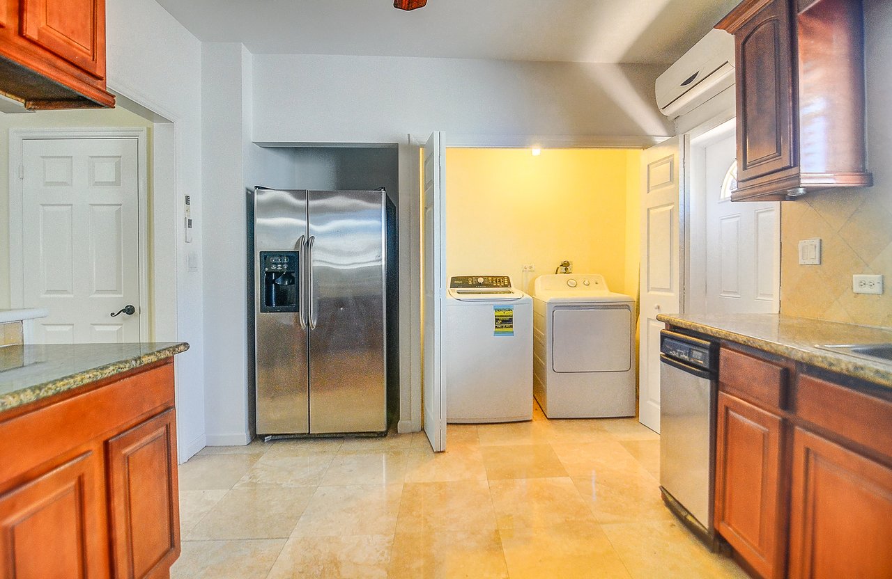 Unit #8 Crystalliyah Townhouse