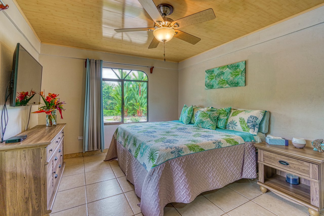 Casa Colibri - Easy Access, Beautiful, Private Lot