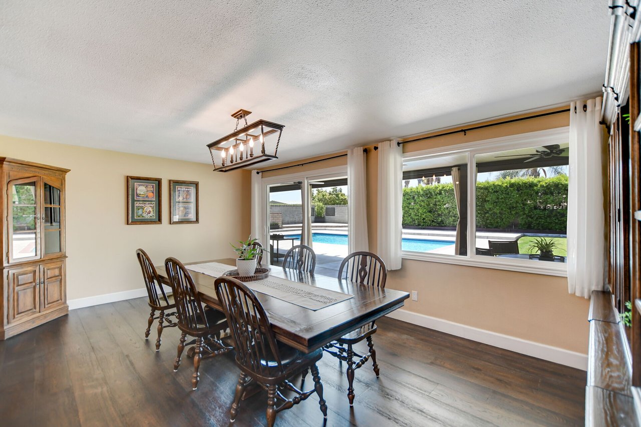 1298 Oak Ridge Drive