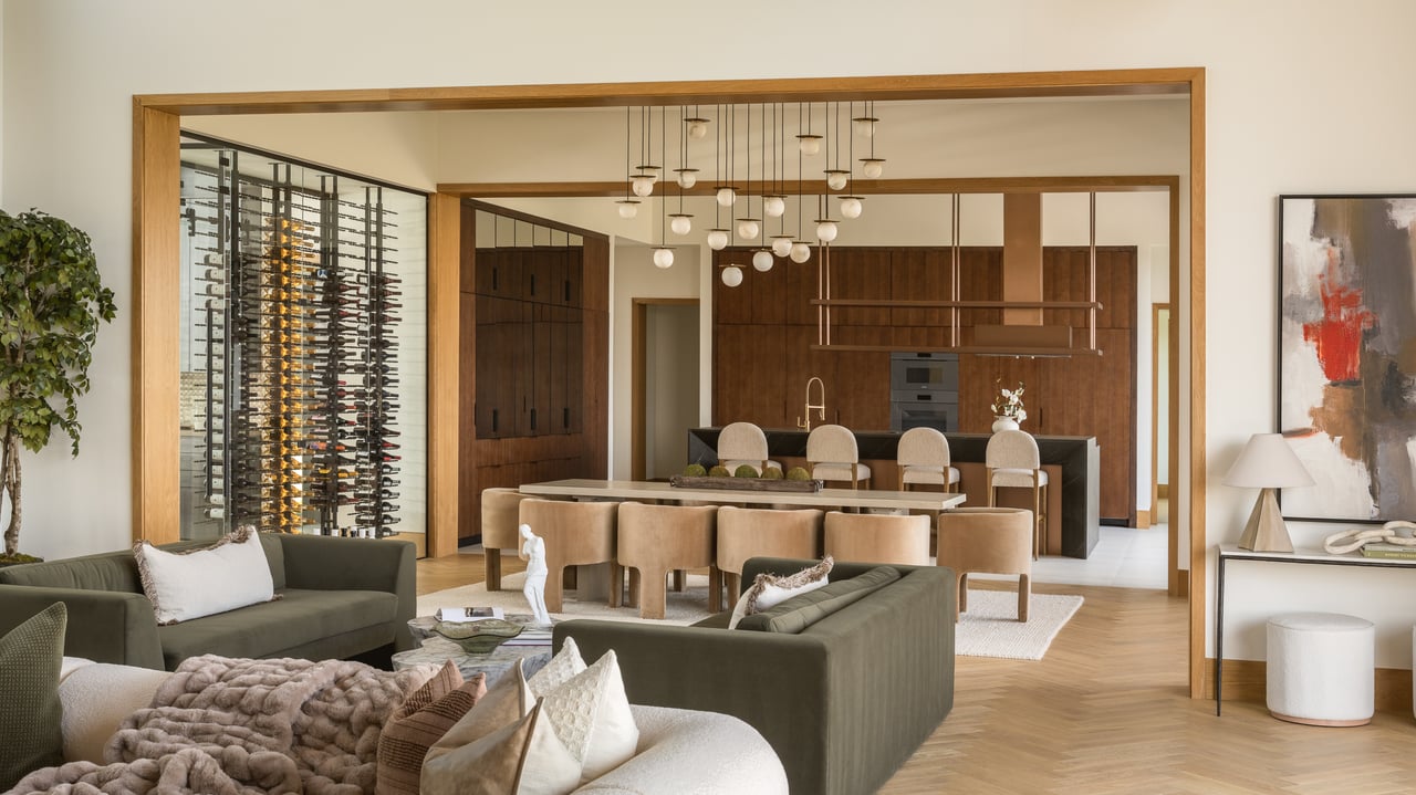 SPANISH OAKS ORGANIC MODERN