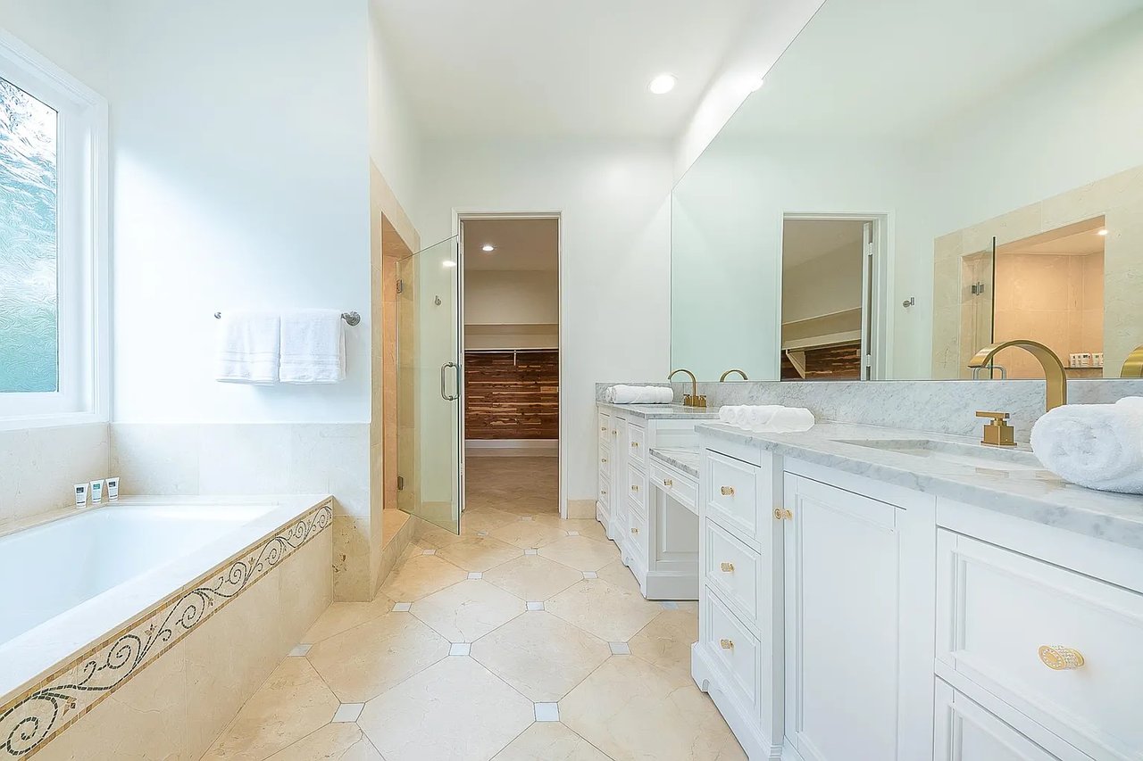526 Chalette Dr