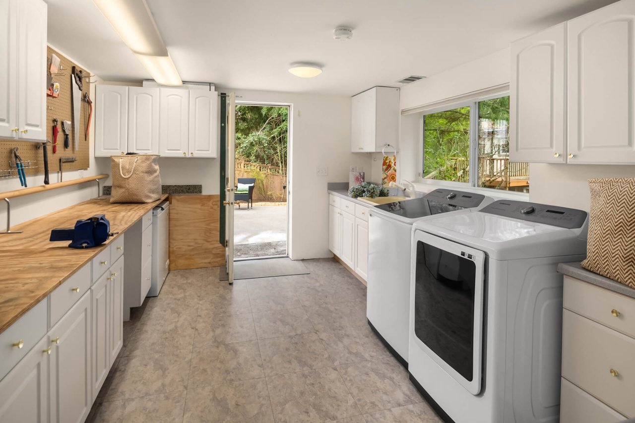 13122 16th Avenue SW