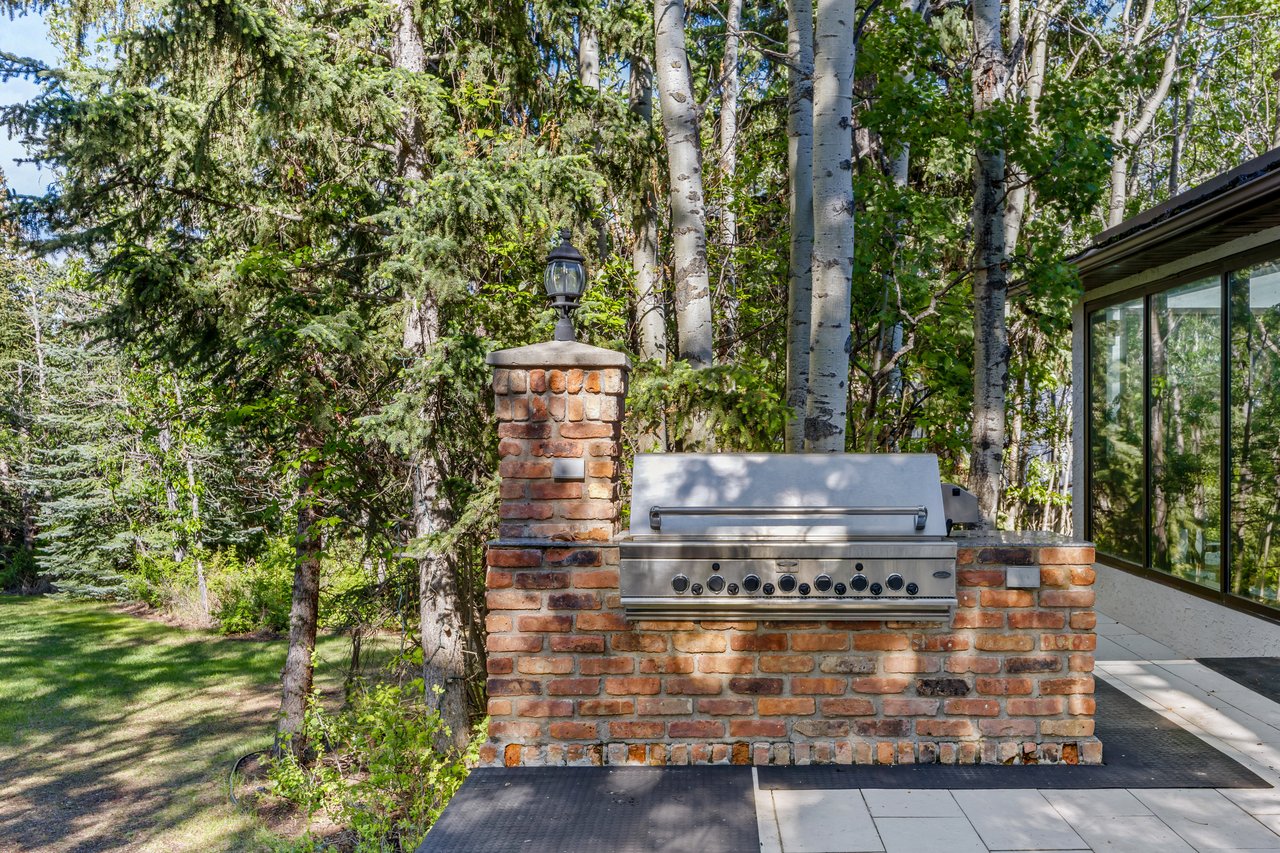 7 Biggar Heights Bay