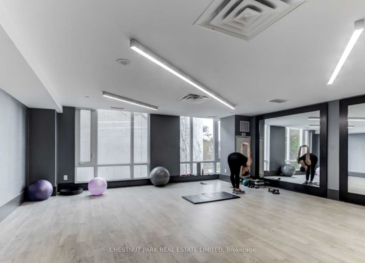 MIDTOWN PENTHOUSE 