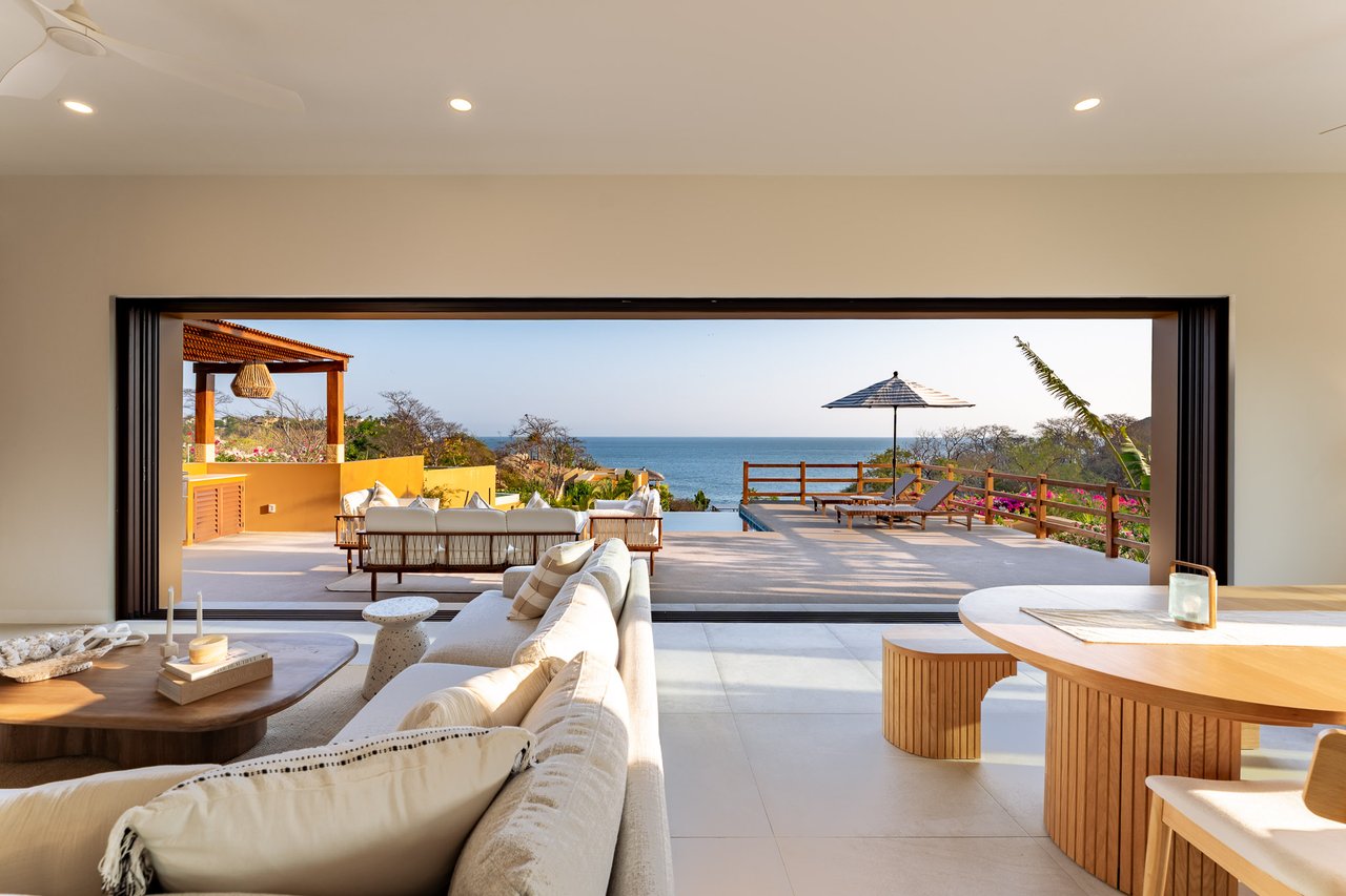 5 Bedroom, Single Family Home, La Cañada Casa A 