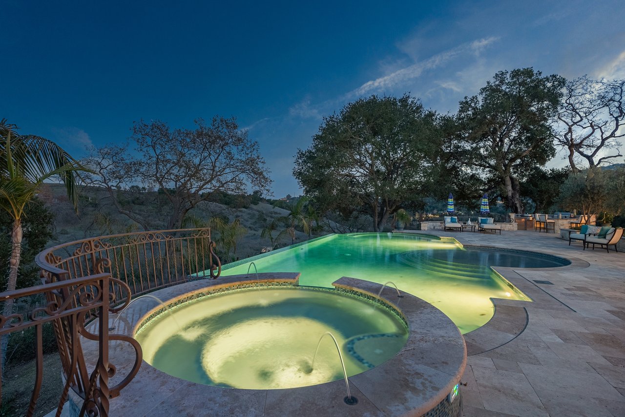 22100 Mount Eden Road