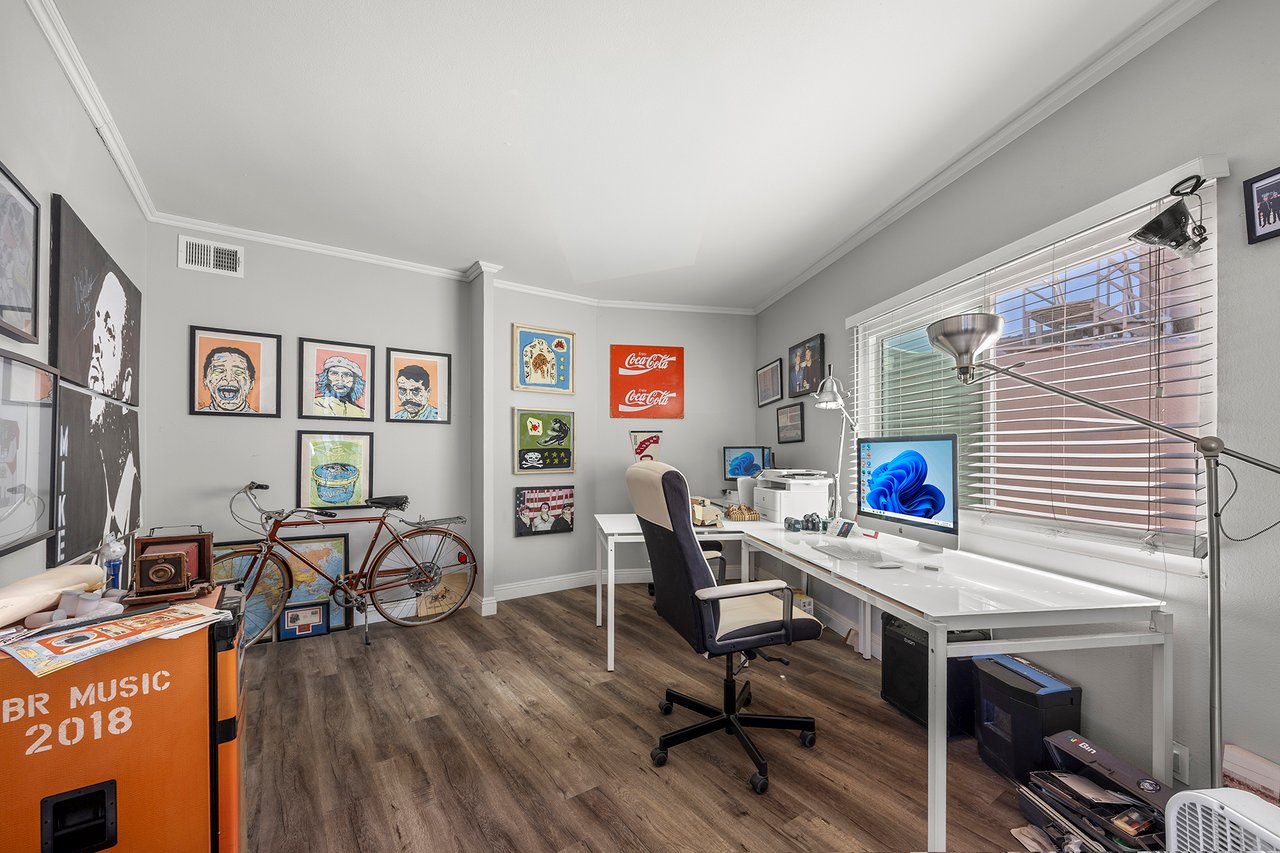 MIDCENTURY MODERN PENTHOUSE WEST for Sale in Santa Ana