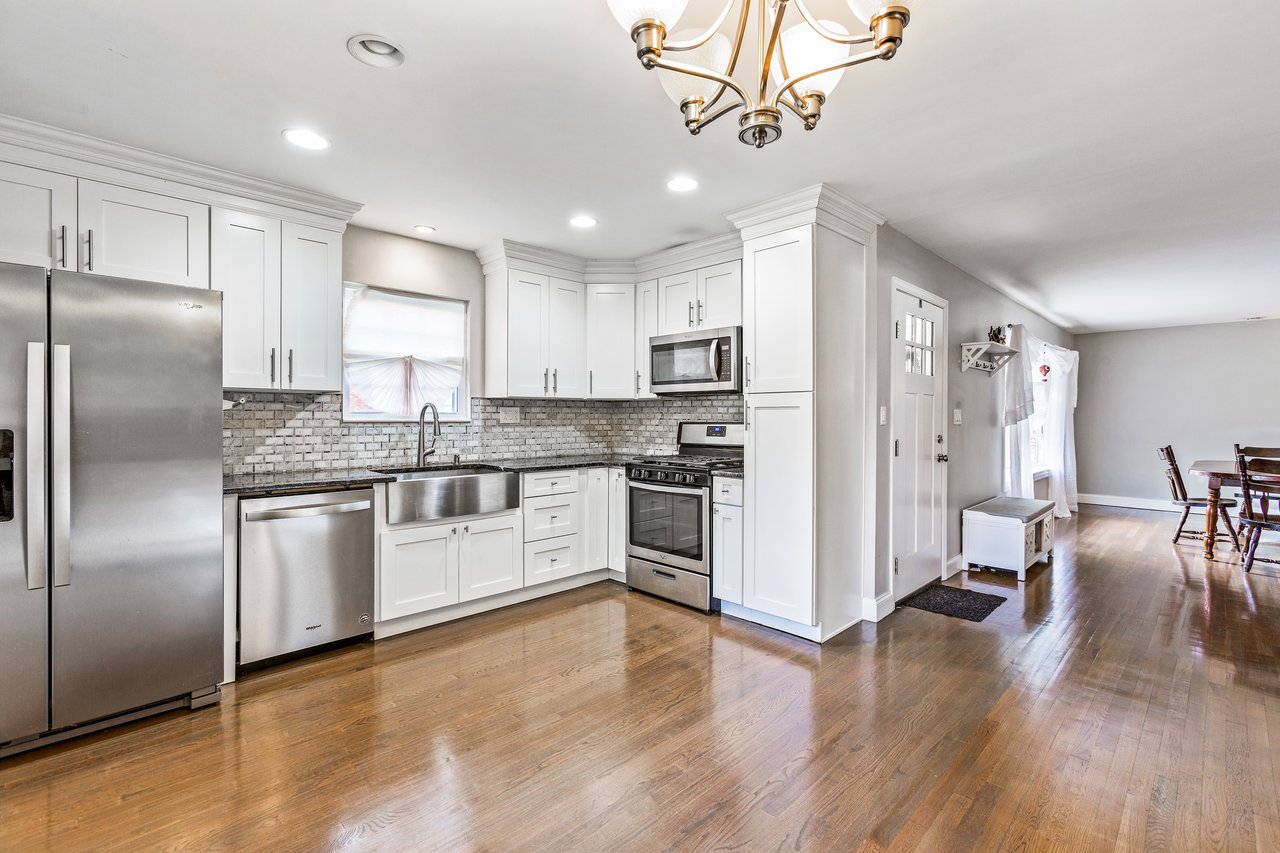 10 Chestnut Ridge Road