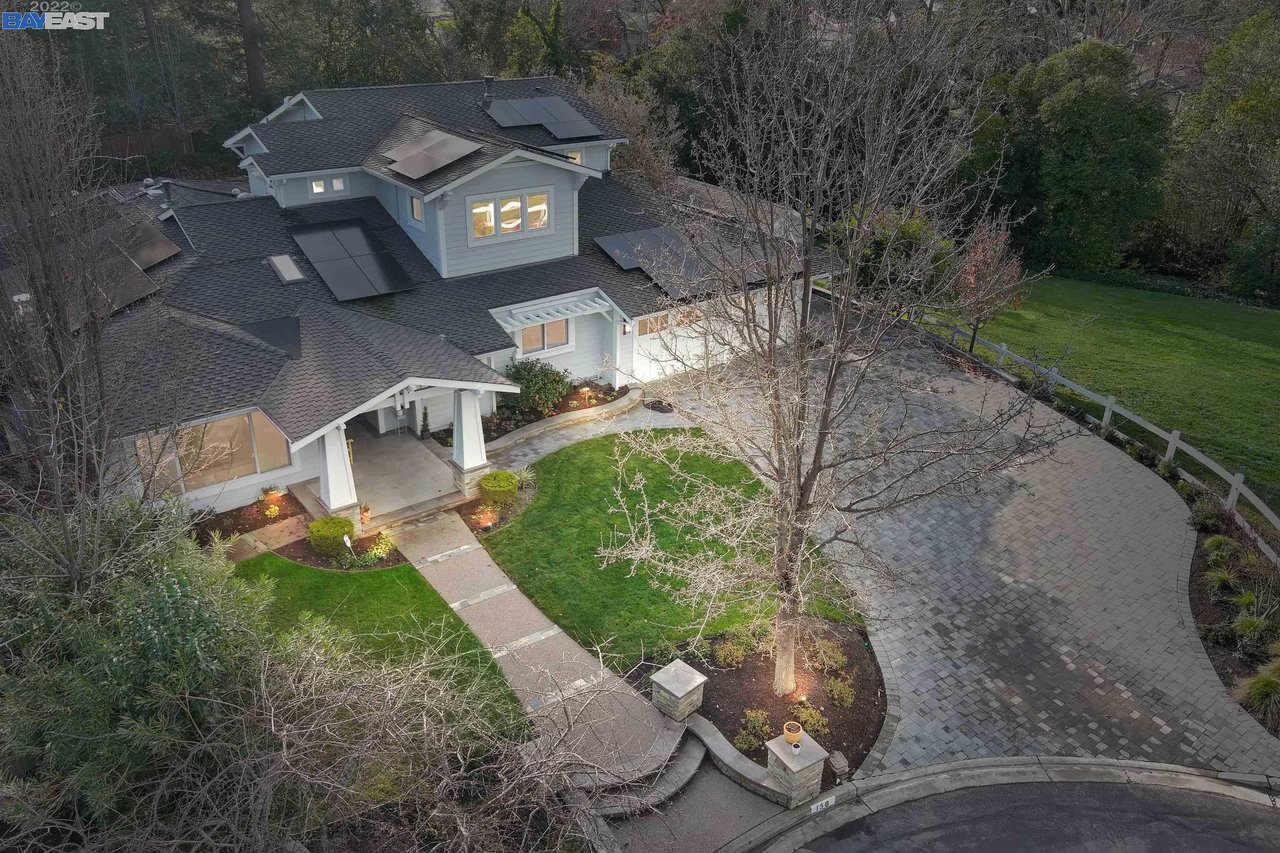 158 Saint Vincent Ct